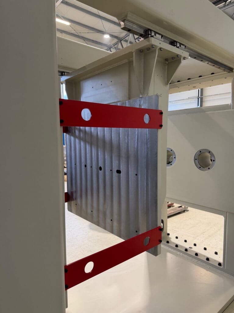 Schließmaschine fertig für Transport